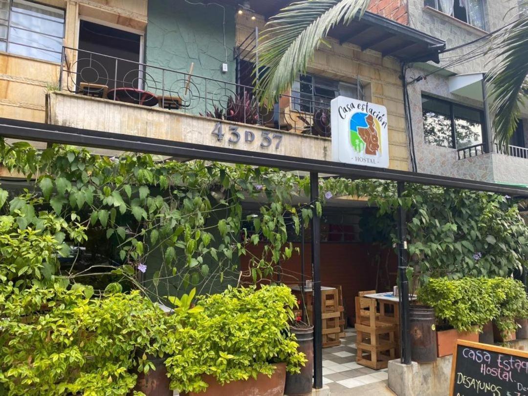 Hostal Casa Estacion Меделин Екстериор снимка