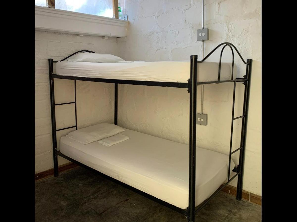 Hostal Casa Estacion Меделин Екстериор снимка
