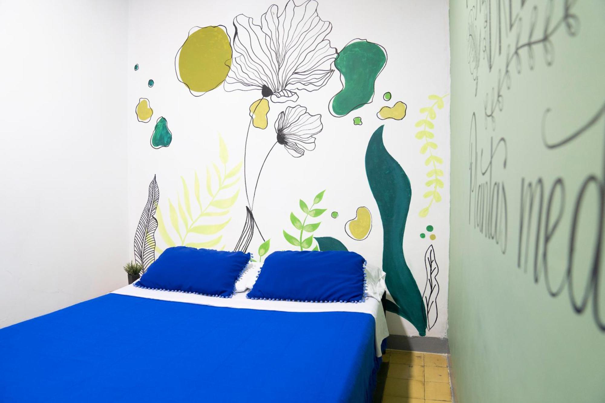 Hostal Casa Estacion Меделин Екстериор снимка